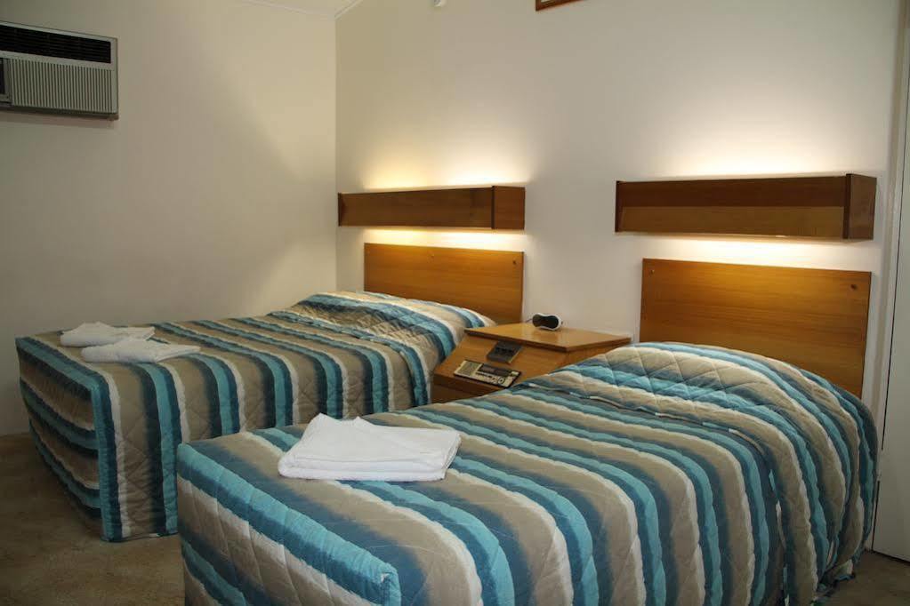 Border Motel กูนดิวินดิ ภายนอก รูปภาพ