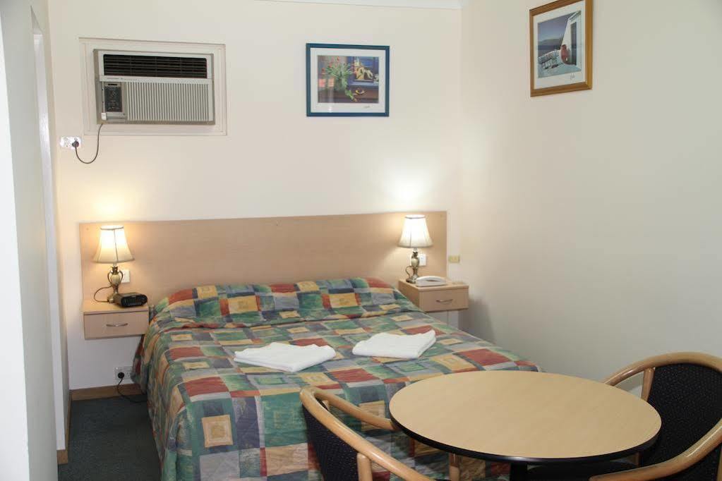 Border Motel กูนดิวินดิ ภายนอก รูปภาพ